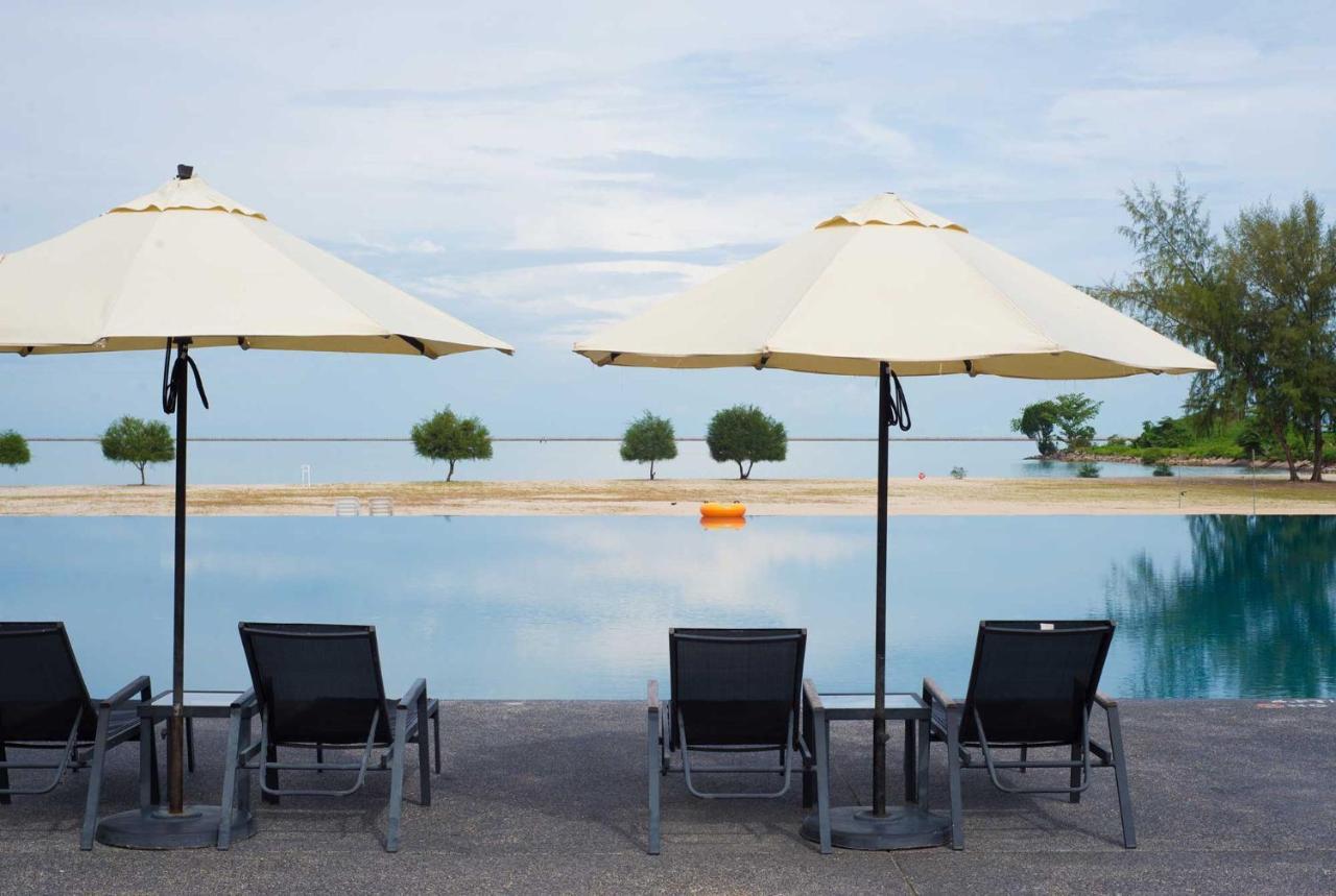 Century Langkasuka Resort Langkawi Pantai Cenang  Exterior foto