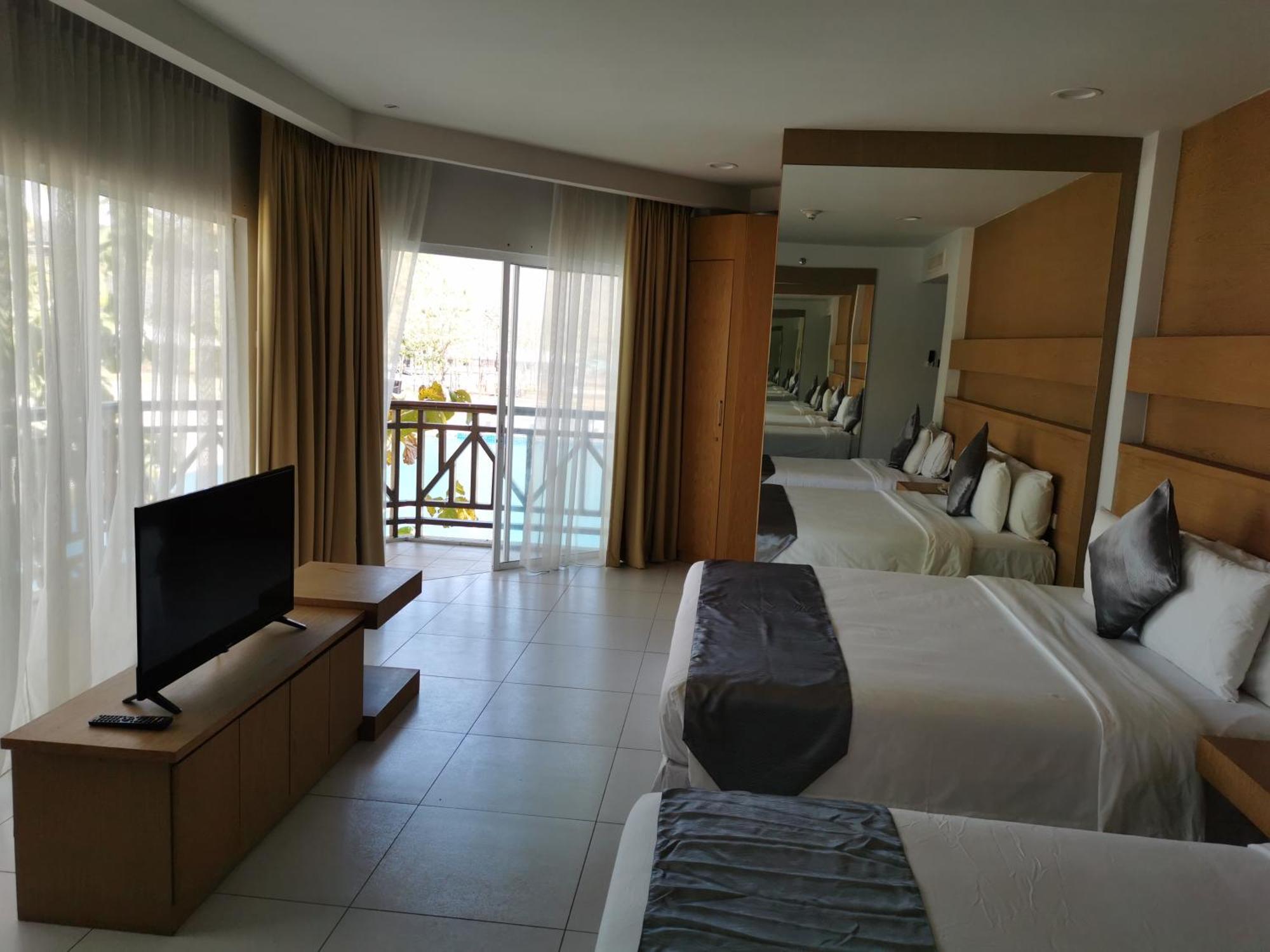 Century Langkasuka Resort Langkawi Pantai Cenang  Exterior foto